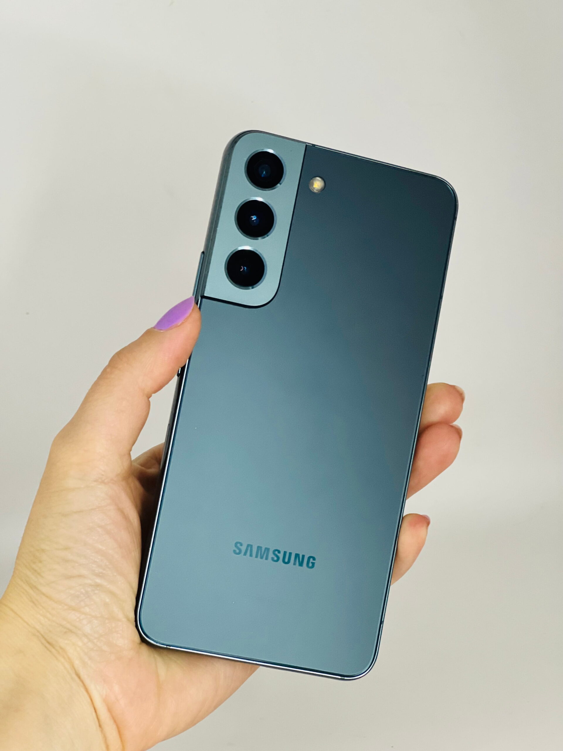 Galaxy S22 128/8 - Image 4