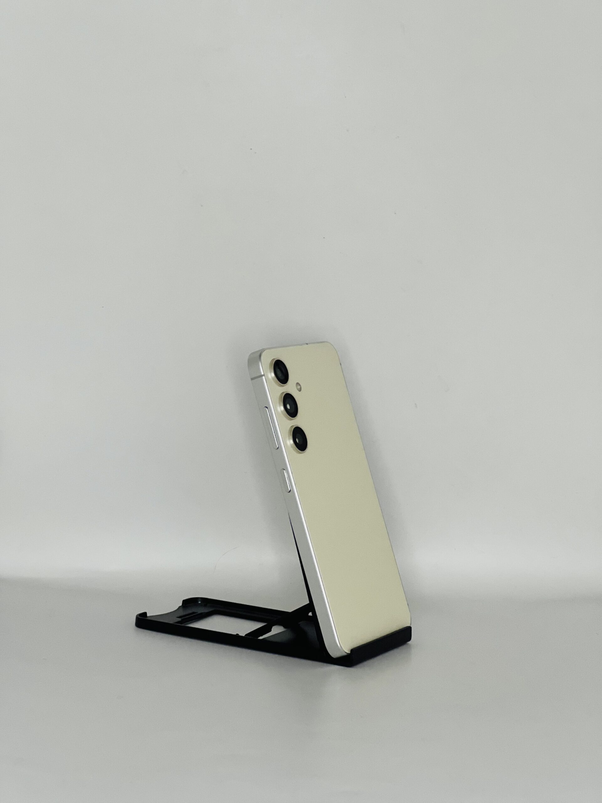 Galaxy S24 256/8 A+ - Image 3