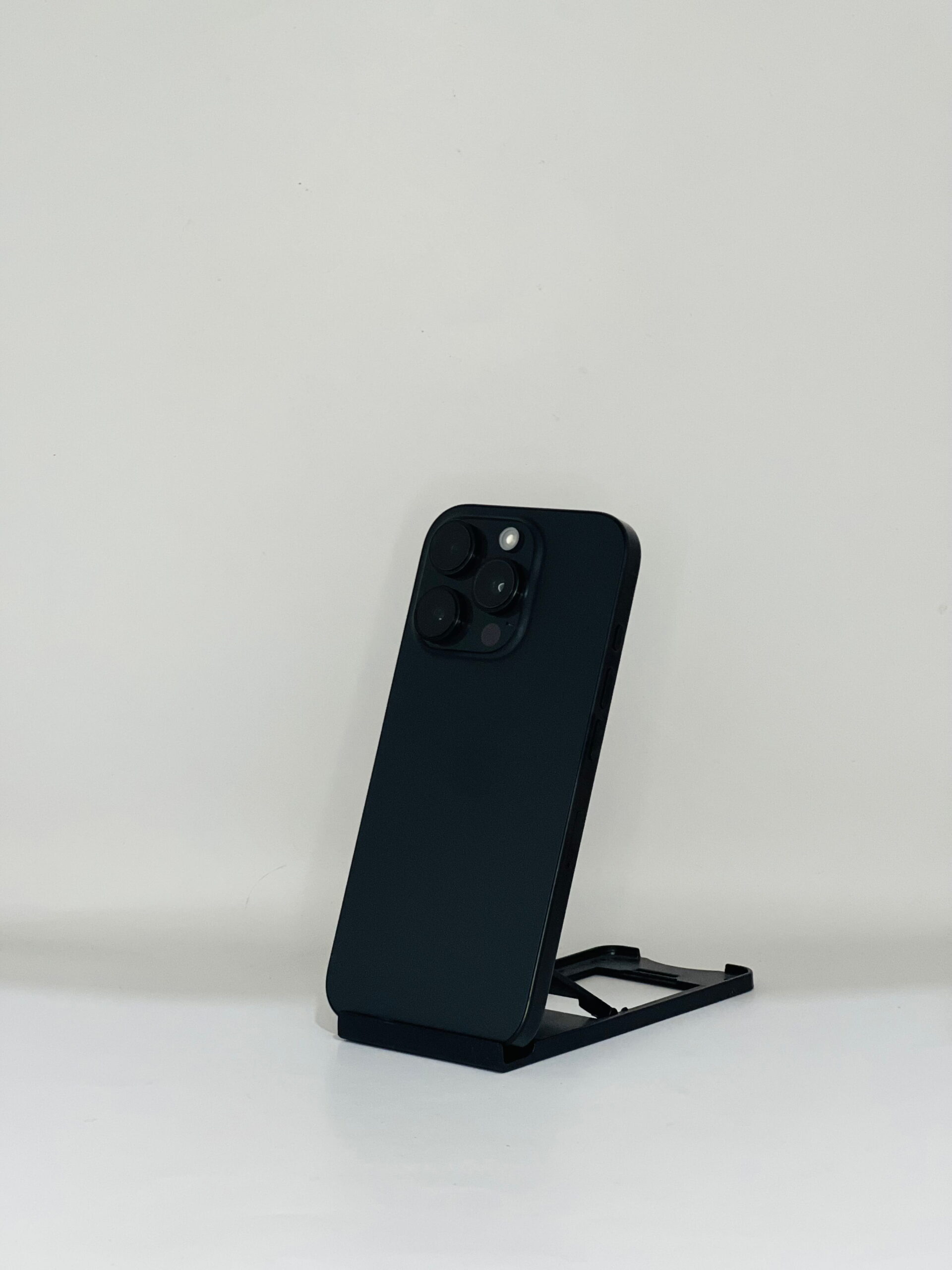 iPhone 16 Pro 256GB A+ - Image 2