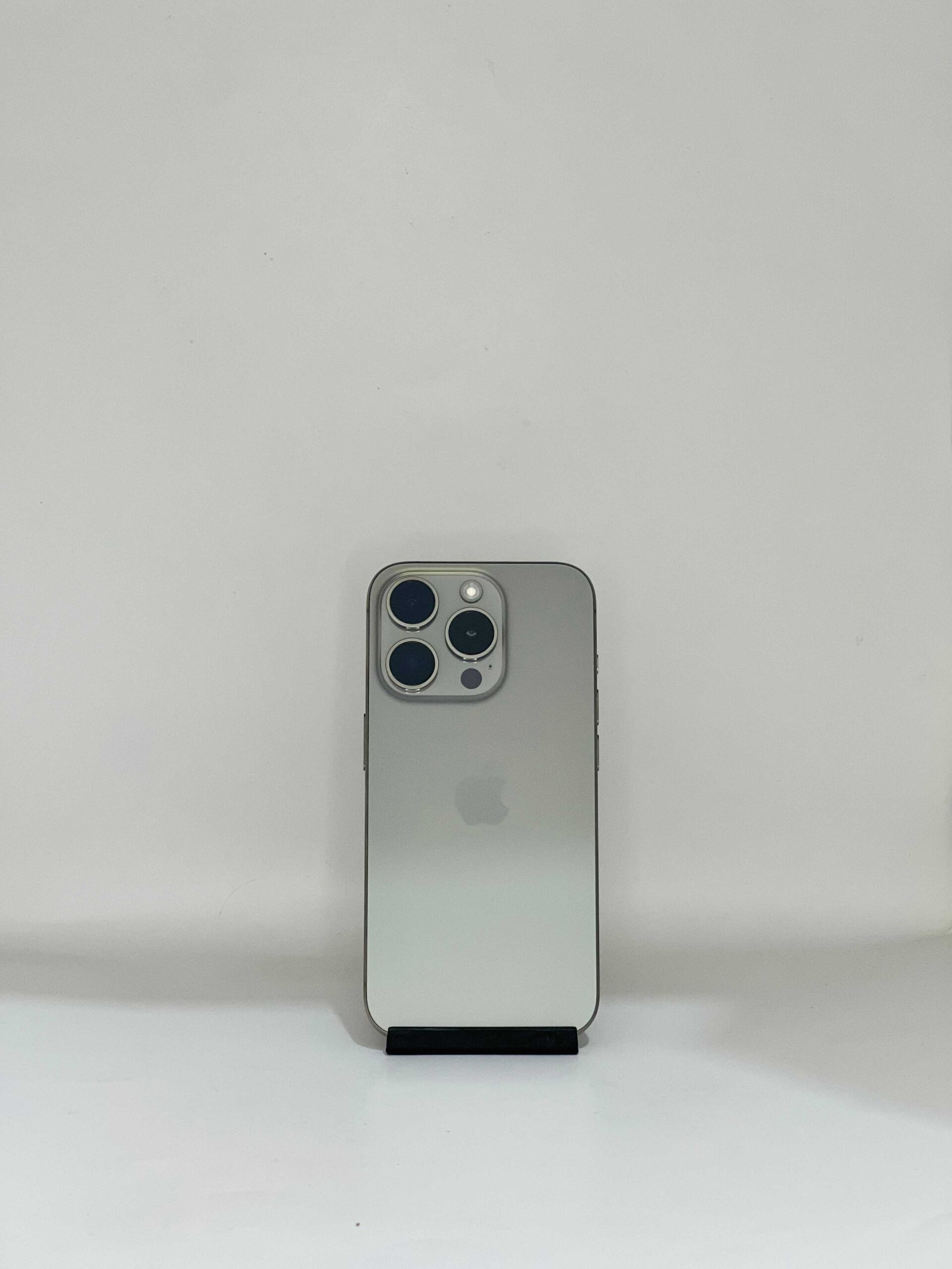 iPhone 15 Pro 128GB A+