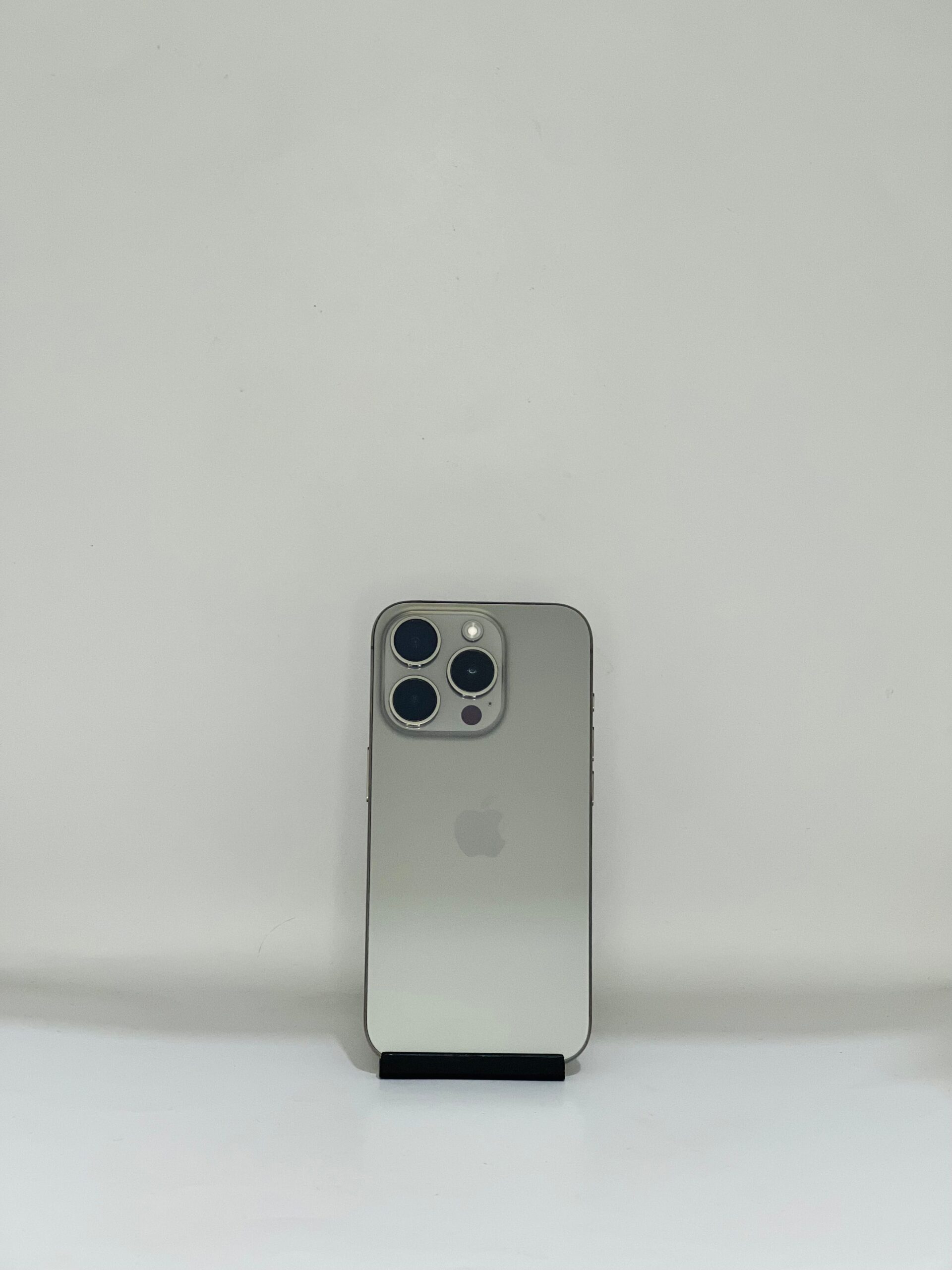 iPhone 15 Pro 128GB A+