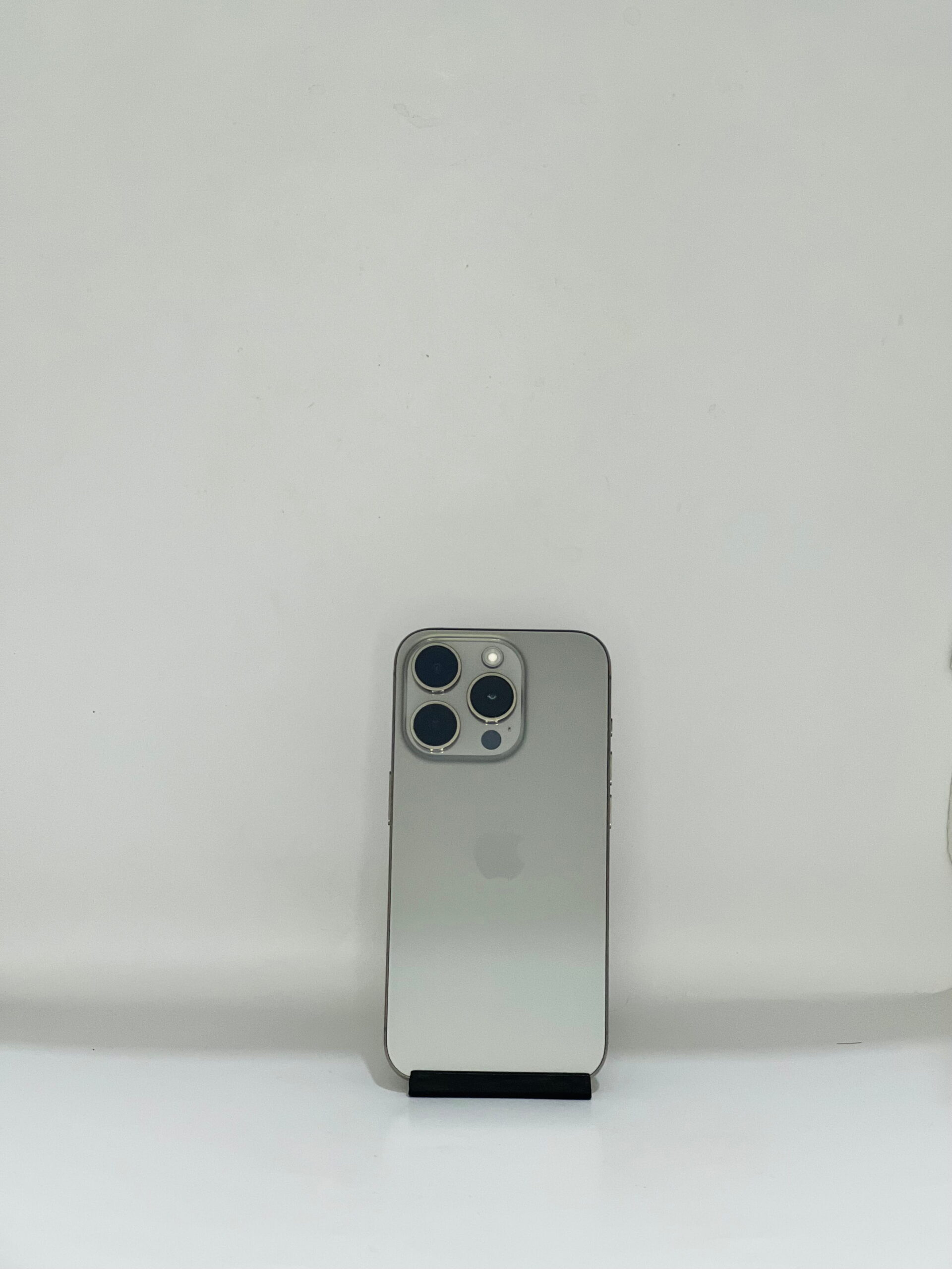 iPhone 15 Pro 256GB A+