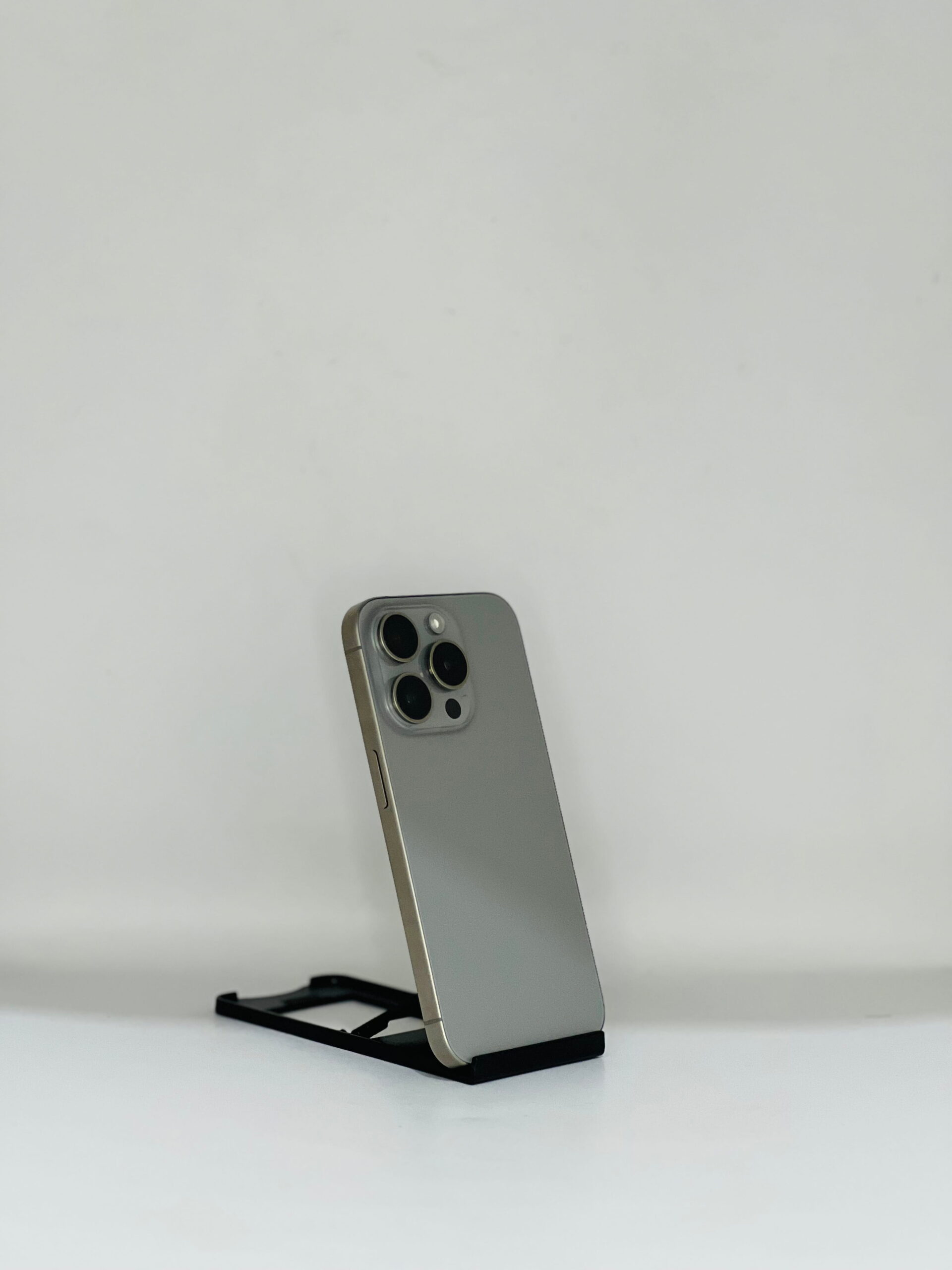 iPhone 15 Pro 256GB A+ - Image 3