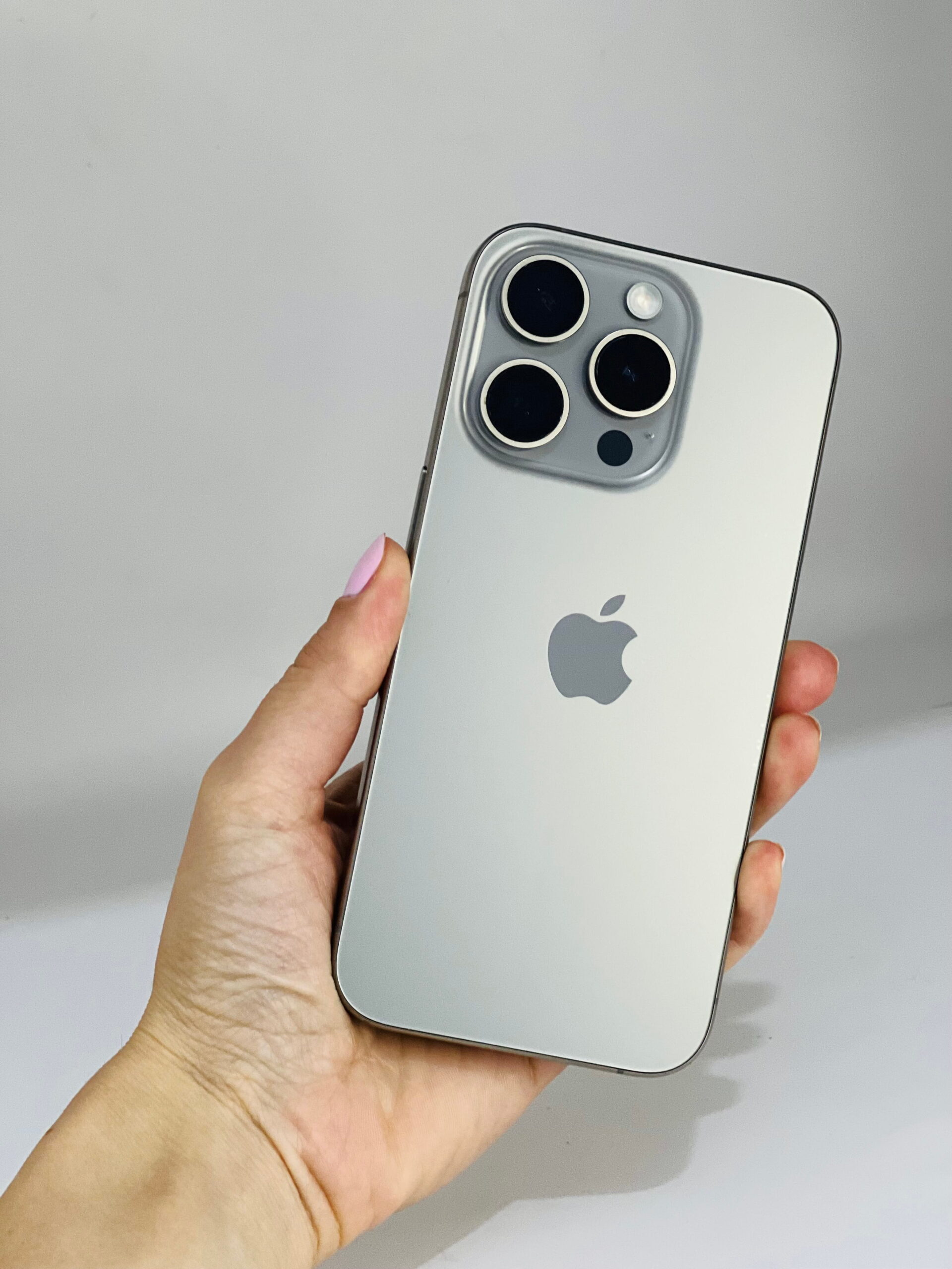iPhone 15 Pro 256GB A+ - Image 4