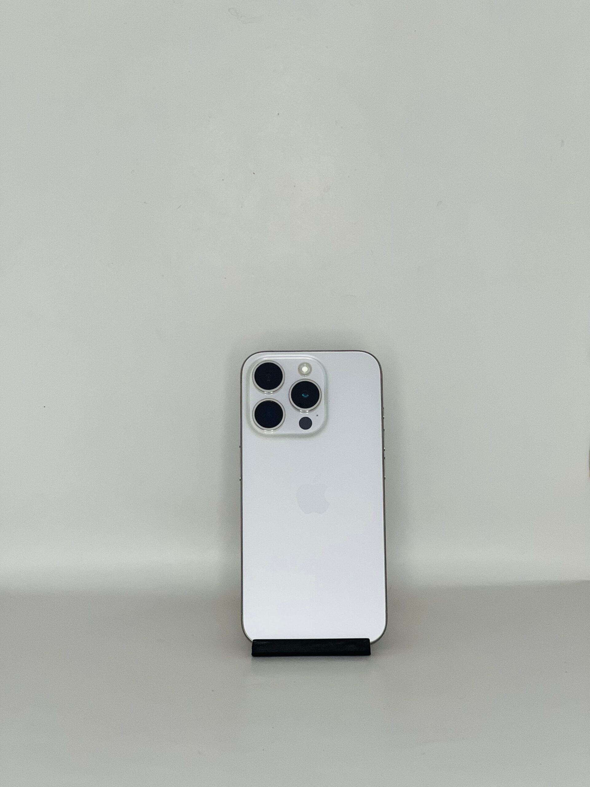 iPhone 15 Pro 256GB A+